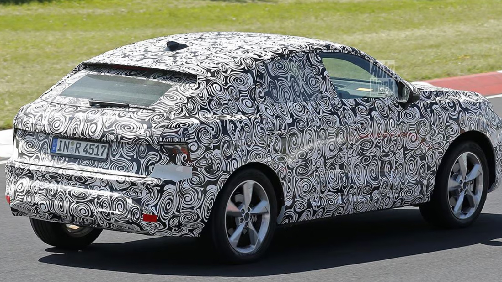 Στο Ring με καμουφλάζ το νέο Audi Q3 Sportback